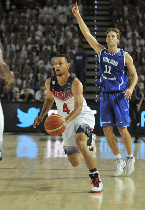 爱游戏手机版-西班牙队前途光明！，库里新星重返赛场表现突出赢得满堂喝彩(自觉手册隆波田尊者)